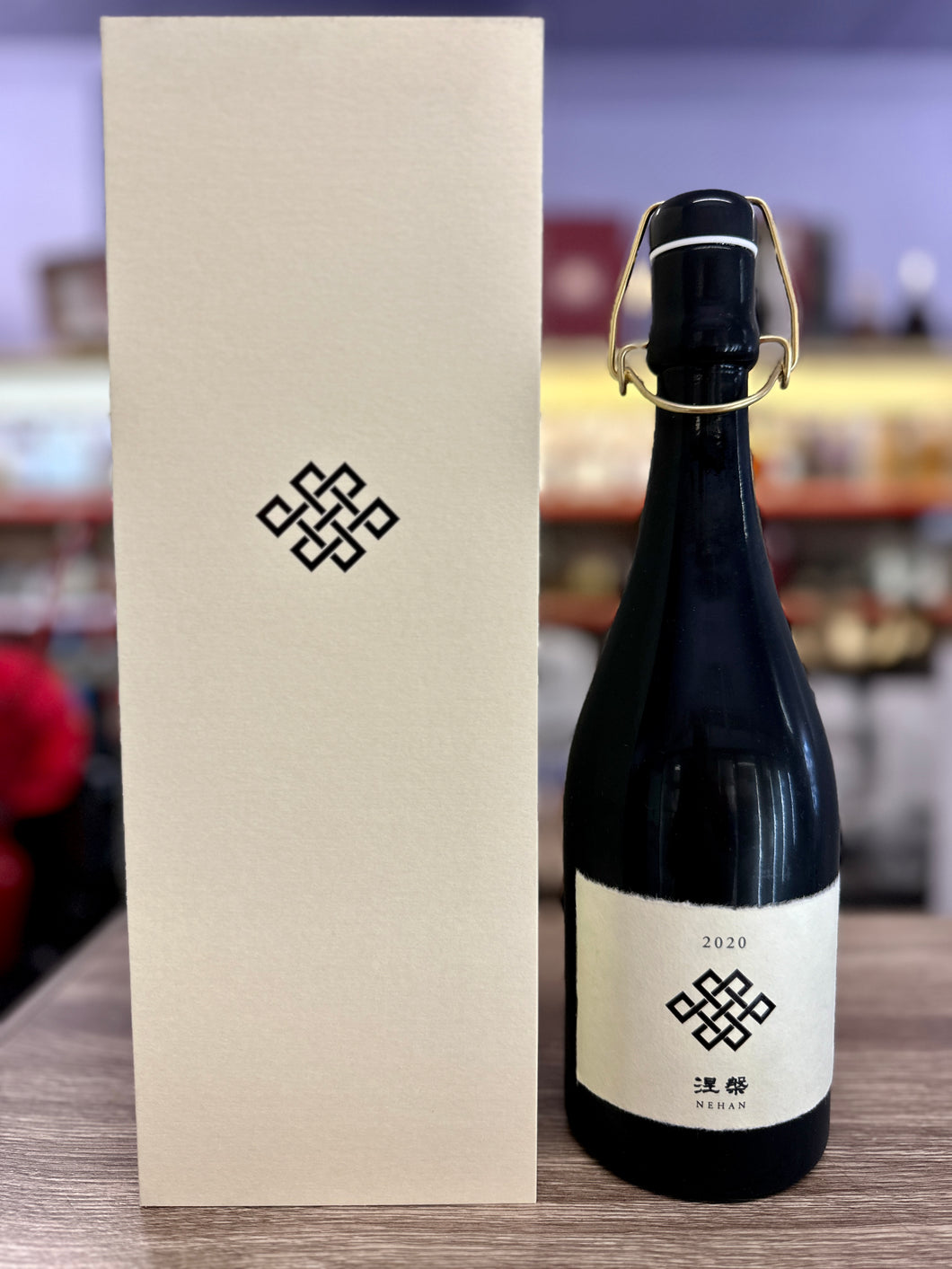 Tatenokawa 'Nehan' Black Junmai Daiginjo Sake, 720 ml