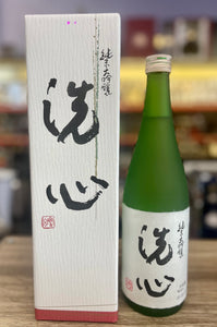 Kubota 'Senshin' Junmai Daiginjo 720 mL